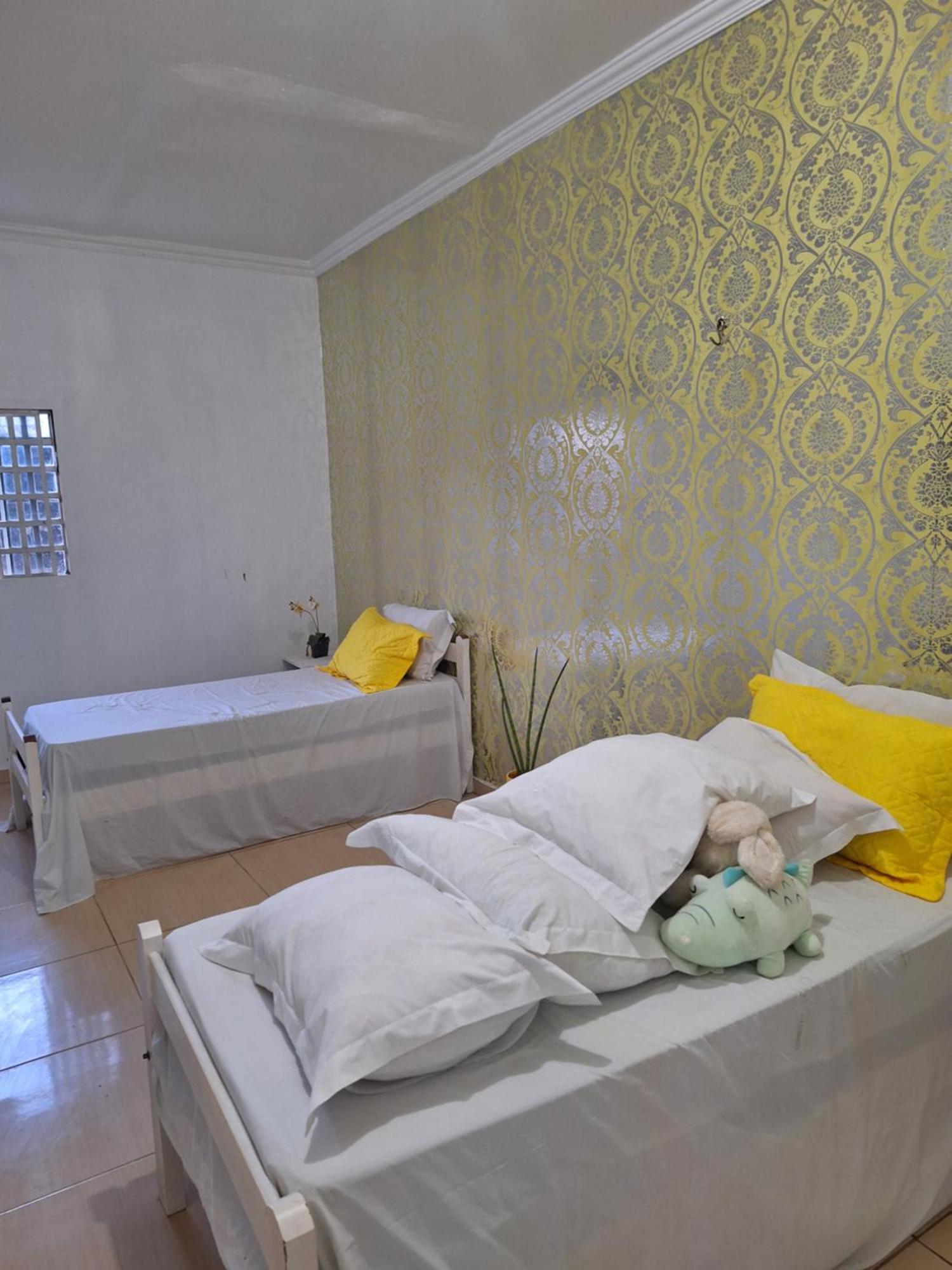 Quarto Triplo Com Banheiro Em Pousada E Restaurante Manaus Bagian luar foto